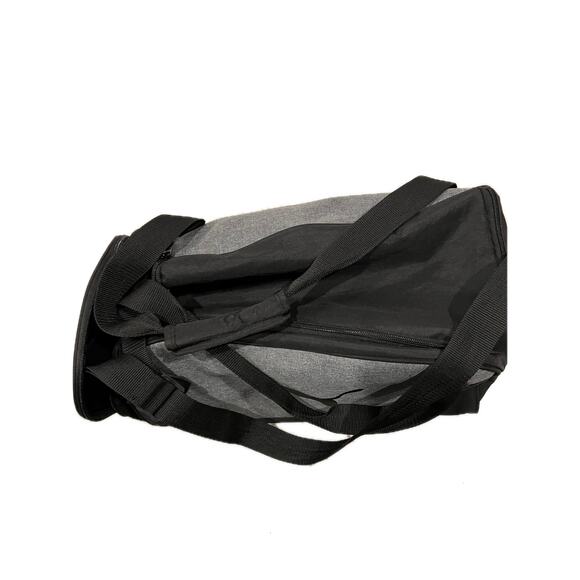 Puma Black Gray Duffel Bag 20"x10"x10" - Picture 2 of 6